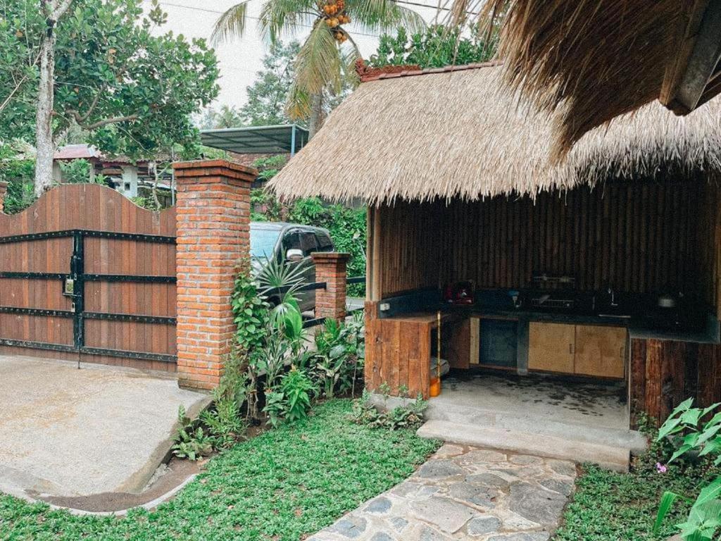 Pondok Apsari 2 Singaraja  Exterior photo